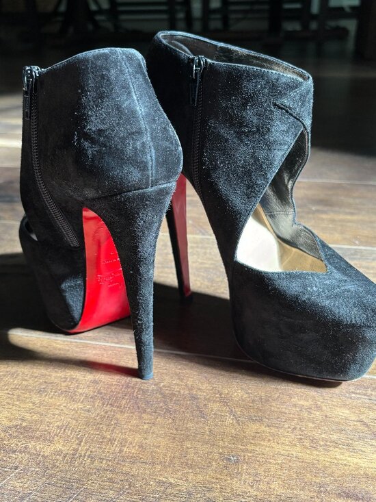 Christian Louboutin Shoes - Christian Louboutin Platform Pumps Donue 160